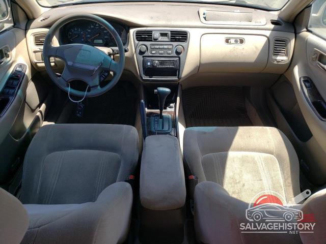 1HGCG6694YA100689 2000 HONDA ACCORD photo no. 8