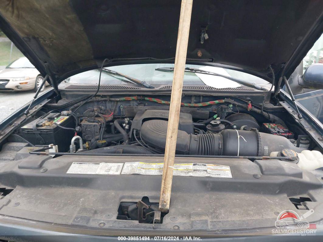 1FMPU18L6YLC05657 2000 FORD EXPEDITION photo no. 10
