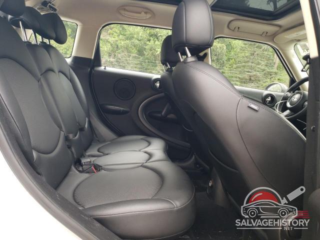 WMWZC5C51CWL62615 2012 MINI COOPER photo no. 10
