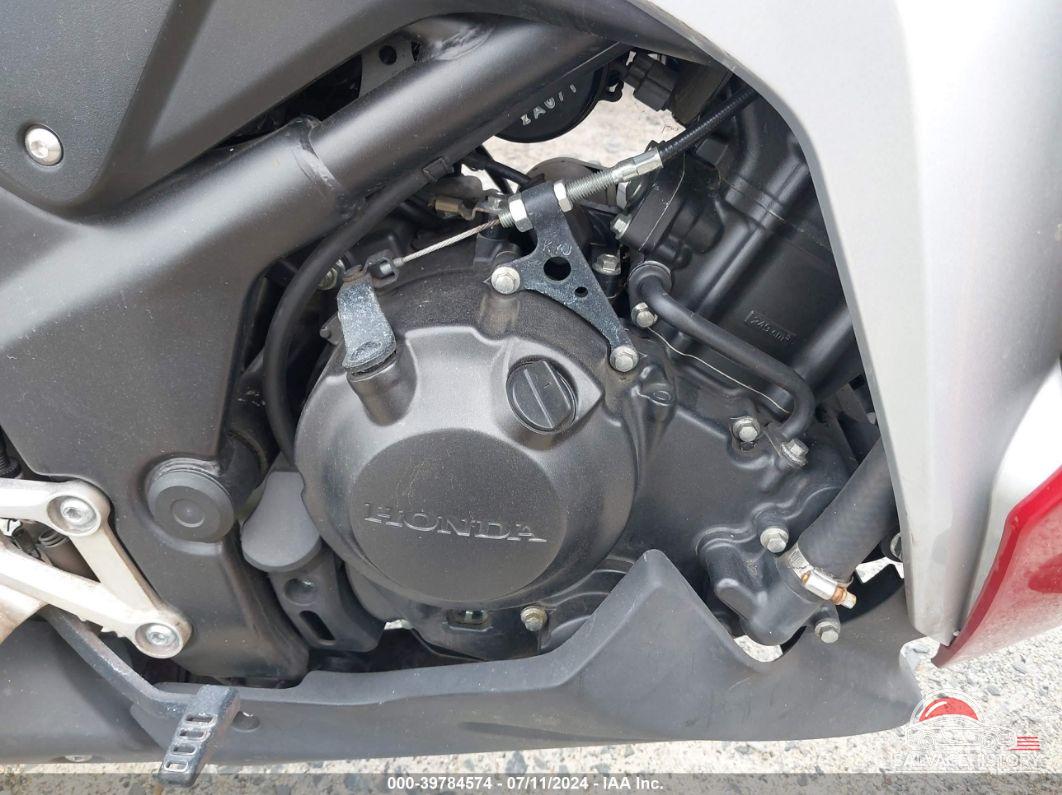 MLHMC4106C5202036 2012 HONDA CBR250 photo no. 8