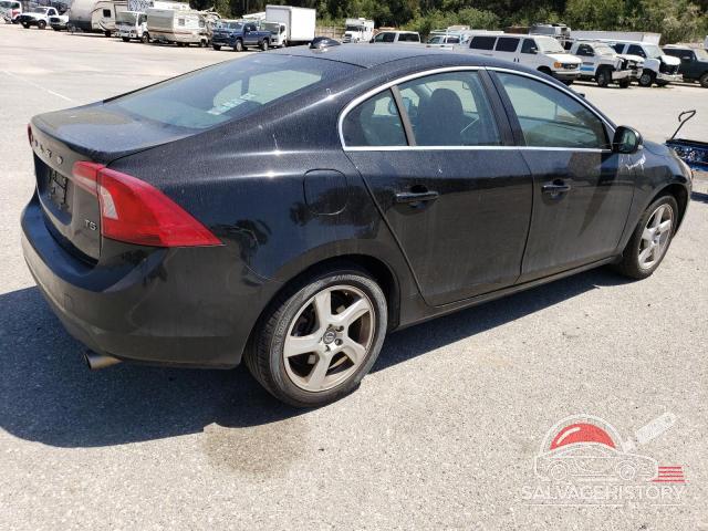 YV1612FS9D2210144 2013 VOLVO S60 photo no. 3