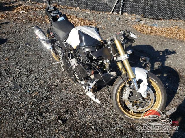 JS1GR7MA3D2101554 2013 SUZUKI GSXR750 photo no. 1