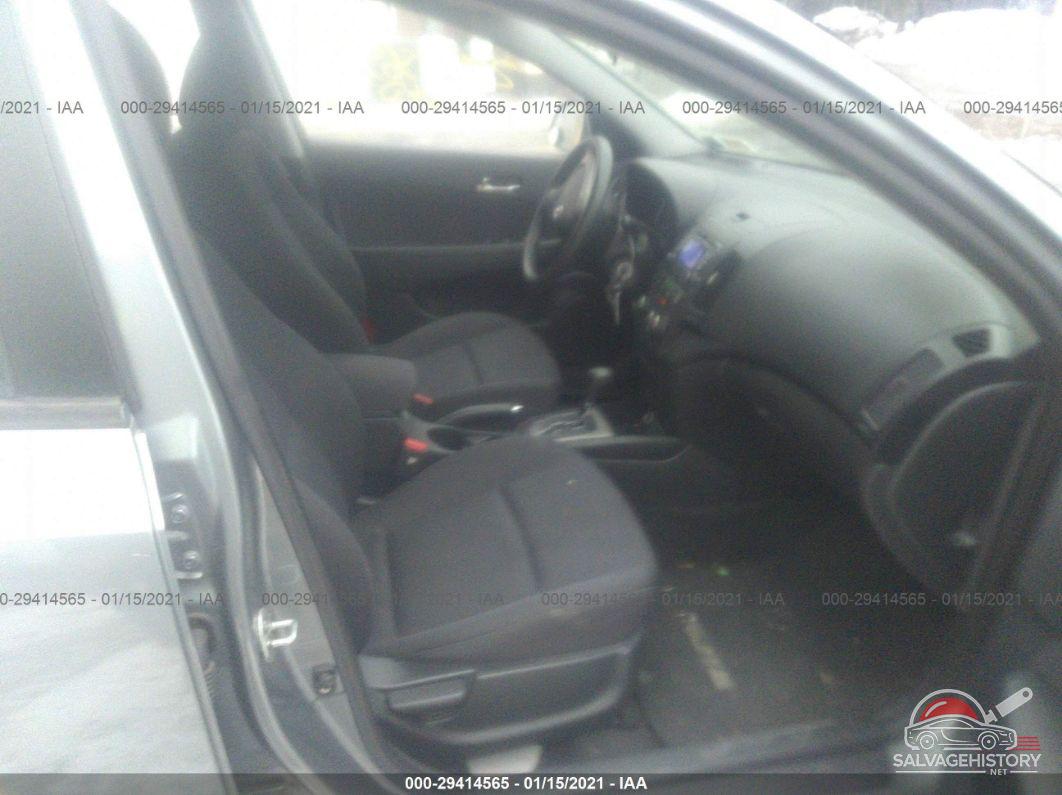 KMHDC8AE1AU077483 2010 HYUNDAI ELANTRA TOURING photo no. 5