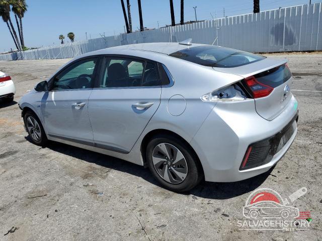 KMHC75LC3HU052718 2017 HYUNDAI IONIQ photo no. 2