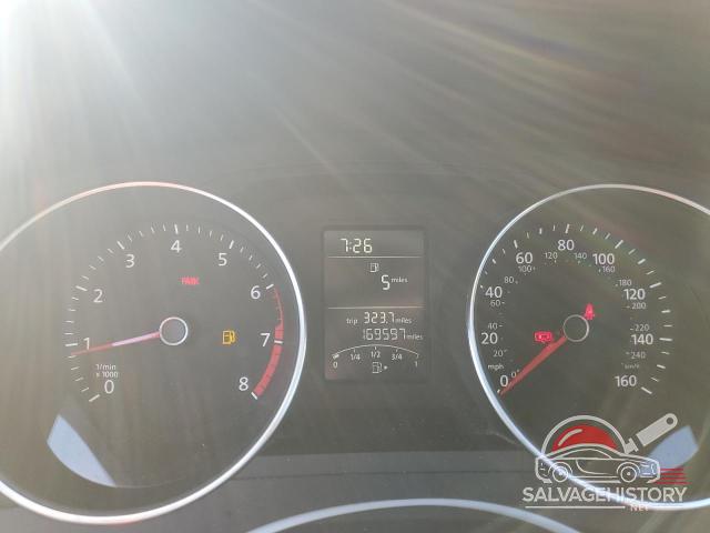 3VW1K7AJ1FM271389 2015 VOLKSWAGEN JETTA photo no. 9