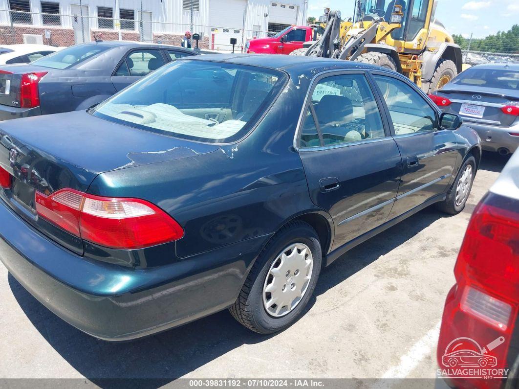 1HGCG5543WA033127 1998 HONDA ACCORD photo no. 4