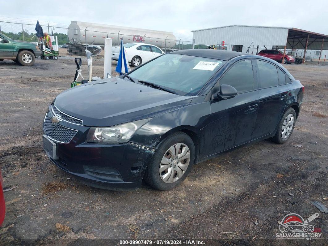1G1PA5SH9E7479425 2014 CHEVROLET CRUZE photo no. 2