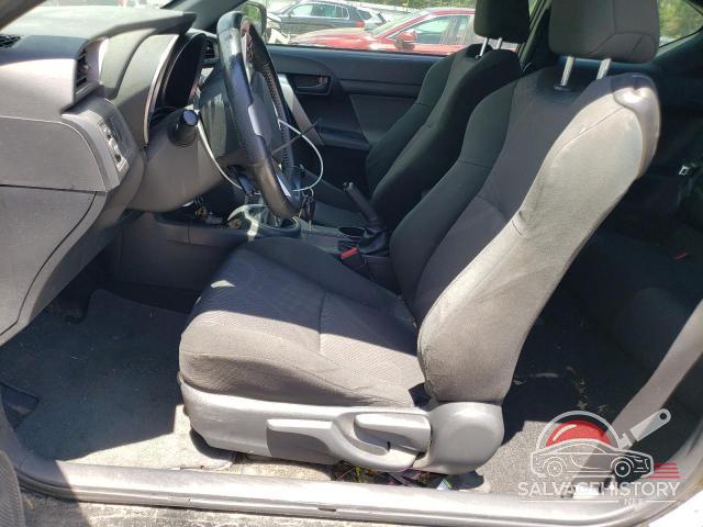 JTKJF5C79B3002994 2011 TOYOTA SCION photo no. 7