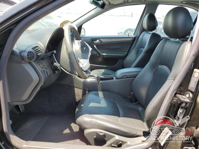 WDBRF40J14A583408 2004 MERCEDES-BENZ C-CLASS photo no. 7