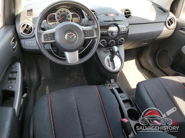 JM1DE1LY9D0162371 2013 MAZDA 2 photo no. 8
