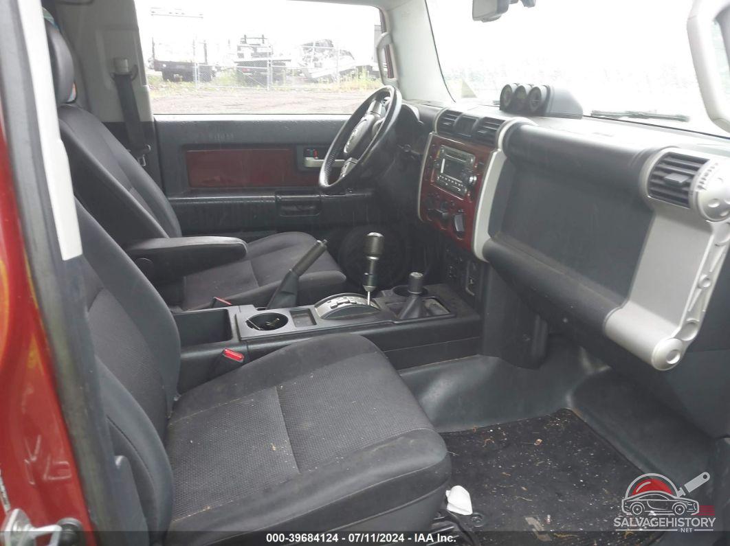 JTEBU4BF0BK111737 2011 TOYOTA FJ CRUISER photo no. 5