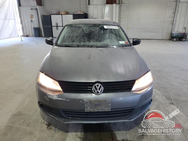 3VW1K7AJ8CM358136 2012 VOLKSWAGEN JETTA photo no. 5