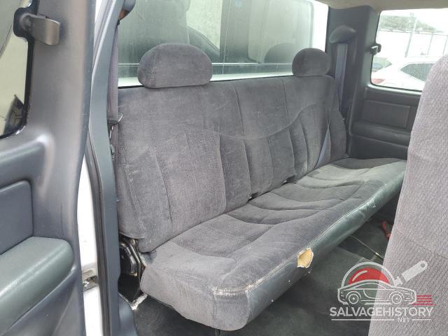 2GTEC19T8X1549766 1999 GMC SIERRA photo no. 10