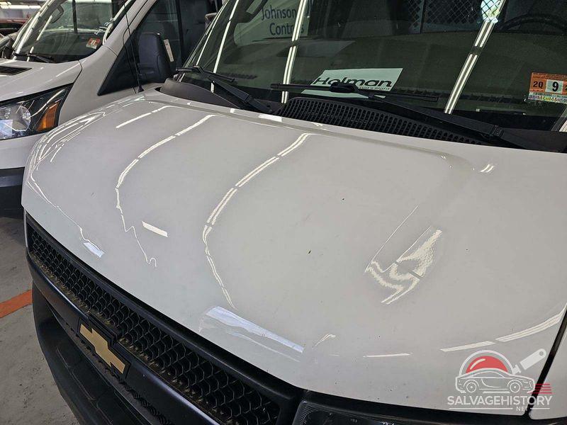 1GCWGAFP4J1326198 2018 CHEVROLET EXPRESS 2500 photo no. 5