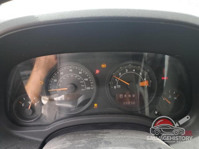 1C4NJCBA1GD763965 2016 JEEP COMPASS photo no. 9