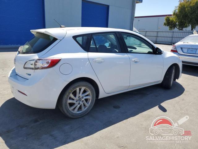 JM1BL1MP4D1754015 2013 MAZDA 3 photo no. 3