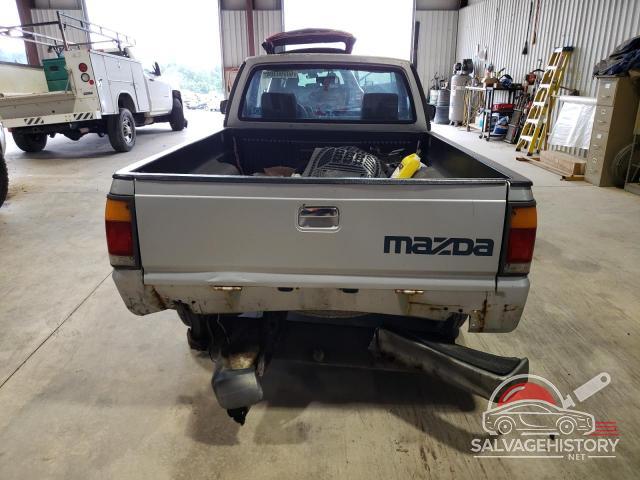 JM2UF113XK0767268 1989 MAZDA B2200 photo no. 6