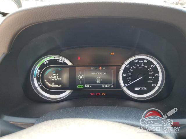 KNDCB3LC1H5040312 2017 KIA NIRO photo no. 9