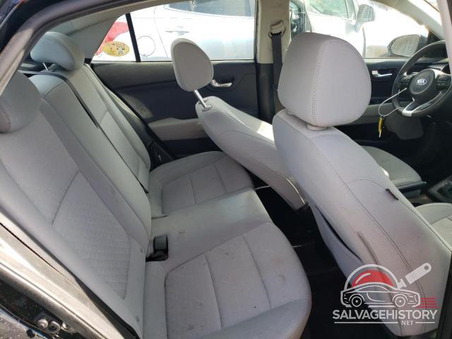 3KPA24AB0KE223591 2019 KIA RIO photo no. 10
