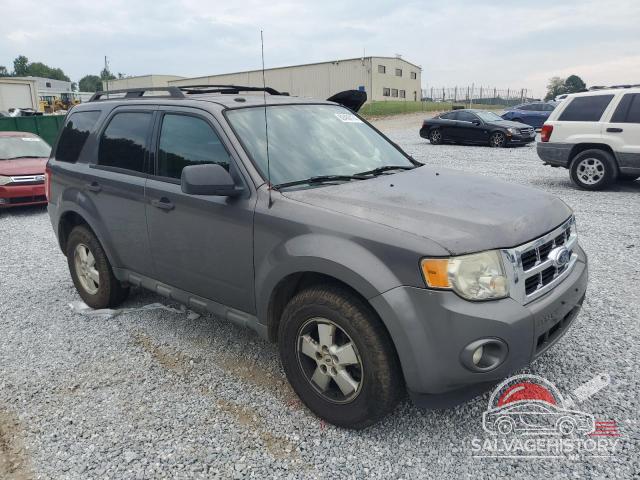 1FMCU03799KD03981 2009 FORD ESCAPE photo no. 4
