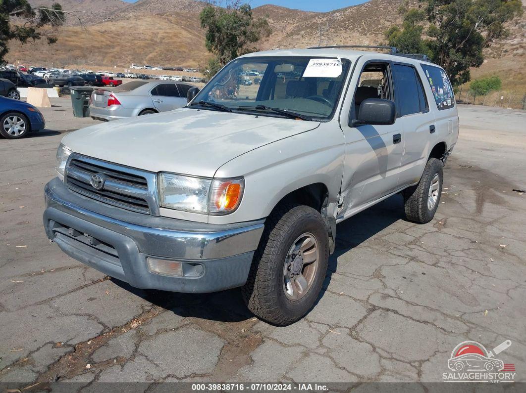 JT3GM84R8X0045678 1999 TOYOTA 4RUNNER photo no. 2