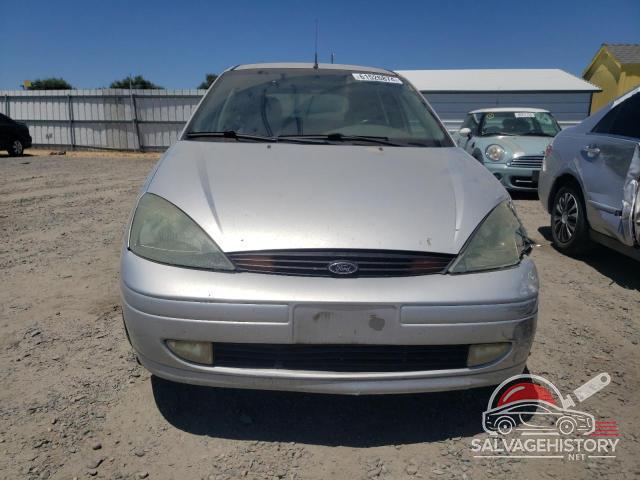 3FAFP37Z84R110088 2004 FORD FOCUS photo no. 5