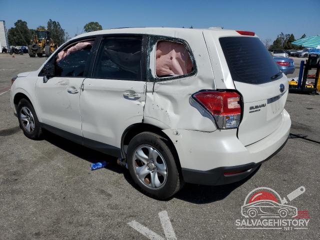JF2SJAAC6JH523516 2018 SUBARU FORESTER photo no. 2