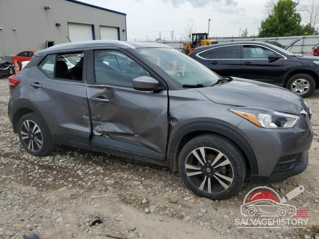 3N1CP5CU4JL511657 2018 NISSAN KICKS photo no. 4
