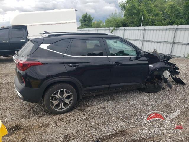 KNDERCAA7M7132853 2021 KIA SELTOS photo no. 3
