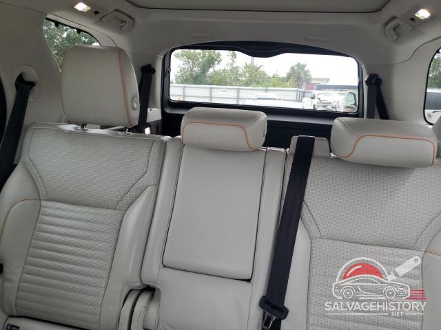 SALRT2RV5JA051975 2018 LAND ROVER DISCOVERY photo no. 10