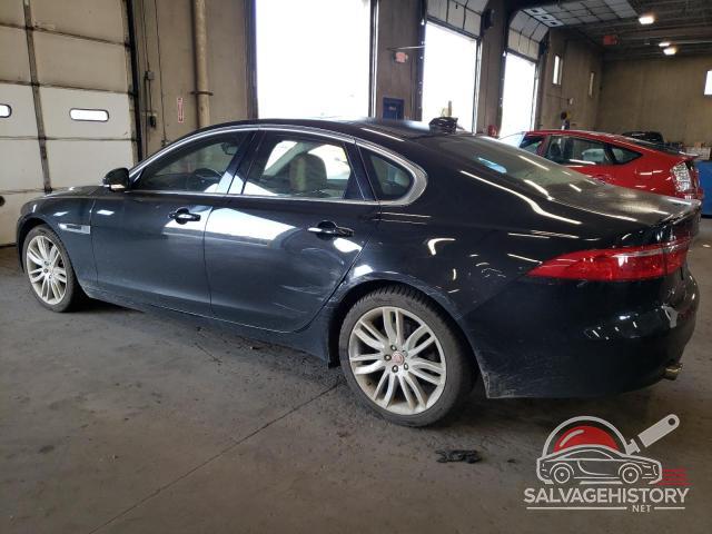 SAJBK4BV1GCY23839 2016 JAGUAR XF photo no. 2