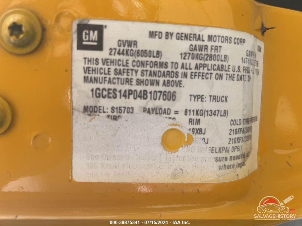 1GCES14P04B107606 2004 CHEVROLET SSR photo no. 9