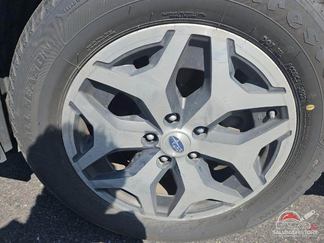 JF2SKAJC0MH580456 2021 SUBARU FORESTER photo no. 2