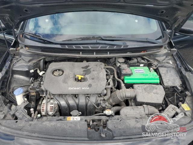 3KPFK4A71HE113028 2017 KIA FORTE photo no. 11