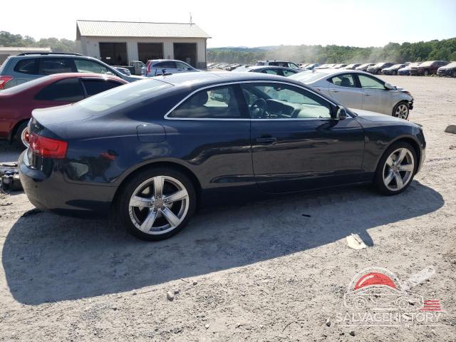 WAULFAFR9DA043580 2013 AUDI A5 photo no. 3