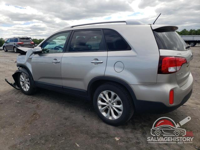 5XYKU4A73FG639766 2015 KIA SORENTO photo no. 2