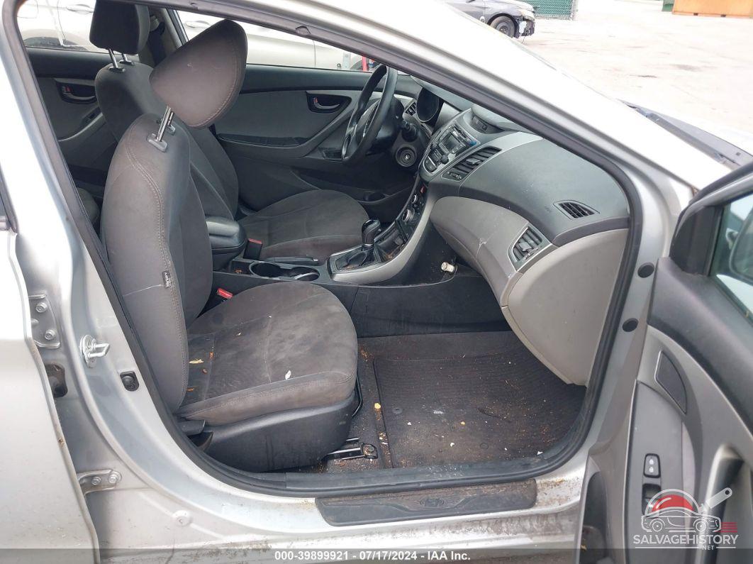 5NPDH4AE7EH521951 2014 HYUNDAI ELANTRA photo no. 5