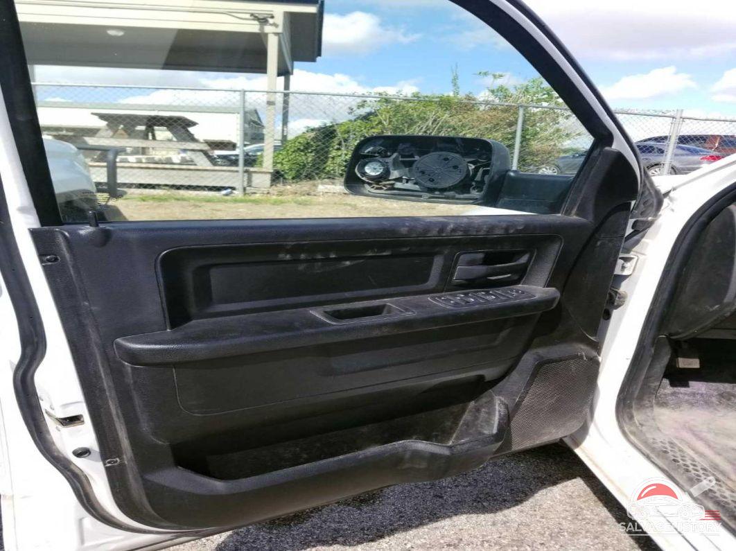 1C6RR7KT8KS599418 2019 RAM 1500 CLASSIC photo no. 22