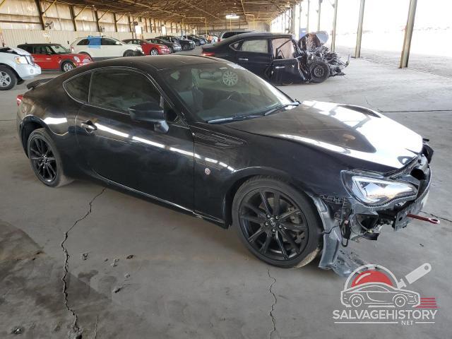 JF1ZNAA13H9705328 2017 TOYOTA 86 photo no. 4