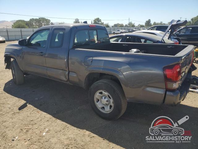 5TFRX5GN5JX130320 2018 TOYOTA TACOMA photo no. 2
