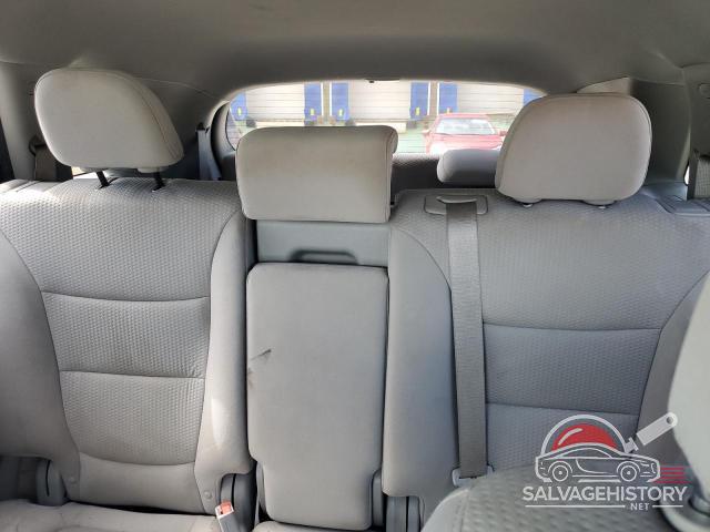 5XYKTDA2XBG047802 2011 KIA SORENTO photo no. 10