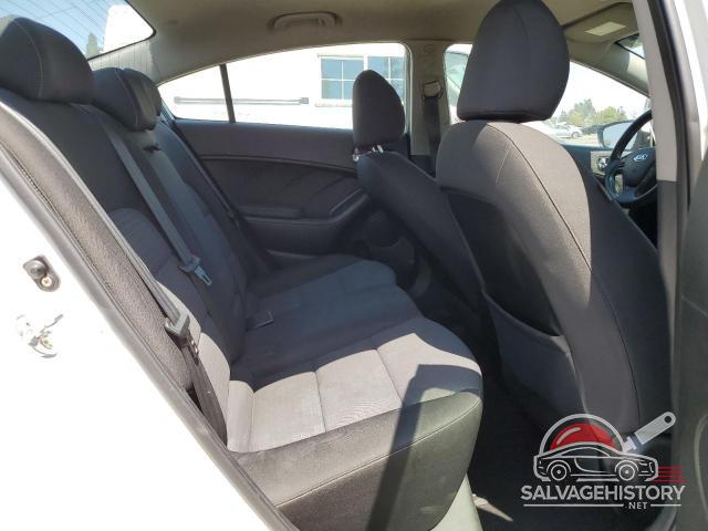 KNAFX4A65G5515148 2016 KIA FORTE photo no. 10