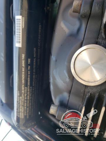1HD1HHH14CC801699 2012 HARLEY-DAVIDSON VRS photo no. 9