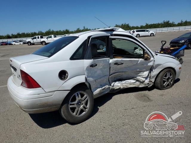 1FAFP34Z94W195315 2004 FORD FOCUS photo no. 3