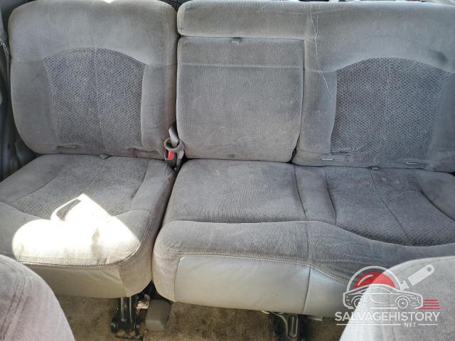 1GNEC13T52R143461 2002 CHEVROLET TAHOE photo no. 10