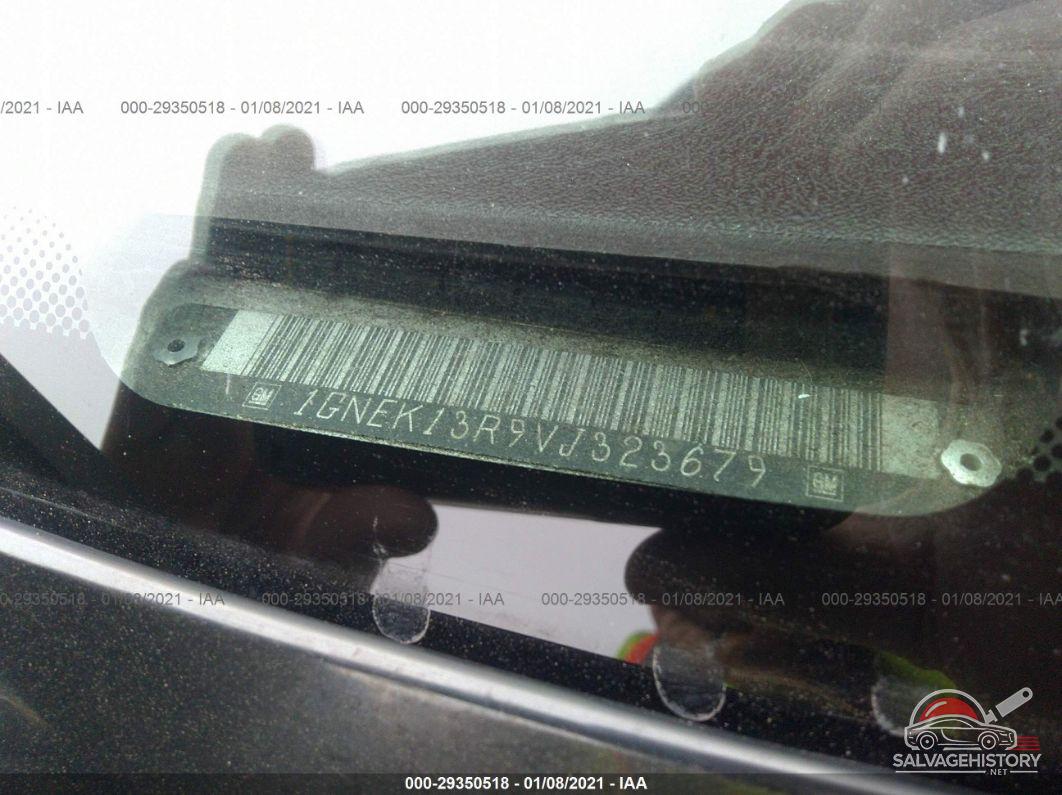 1GNEK13R9VJ323679 1997 CHEVROLET TAHOE photo no. 9