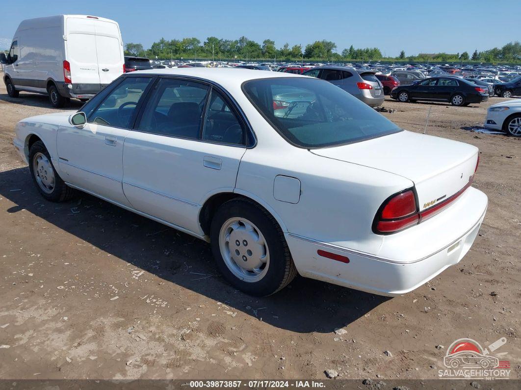 1G3HC52K9X4821784 1999 OLDSMOBILE 88 photo no. 3