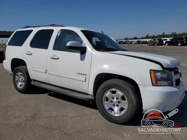 1GNSCAE0XDR377717 2013 CHEVROLET TAHOE photo no. 4