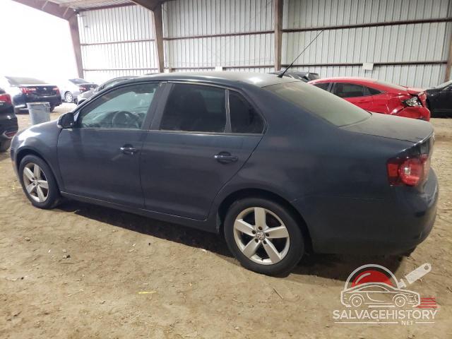3VWJX7AJ6AM076057 2010 VOLKSWAGEN JETTA photo no. 2