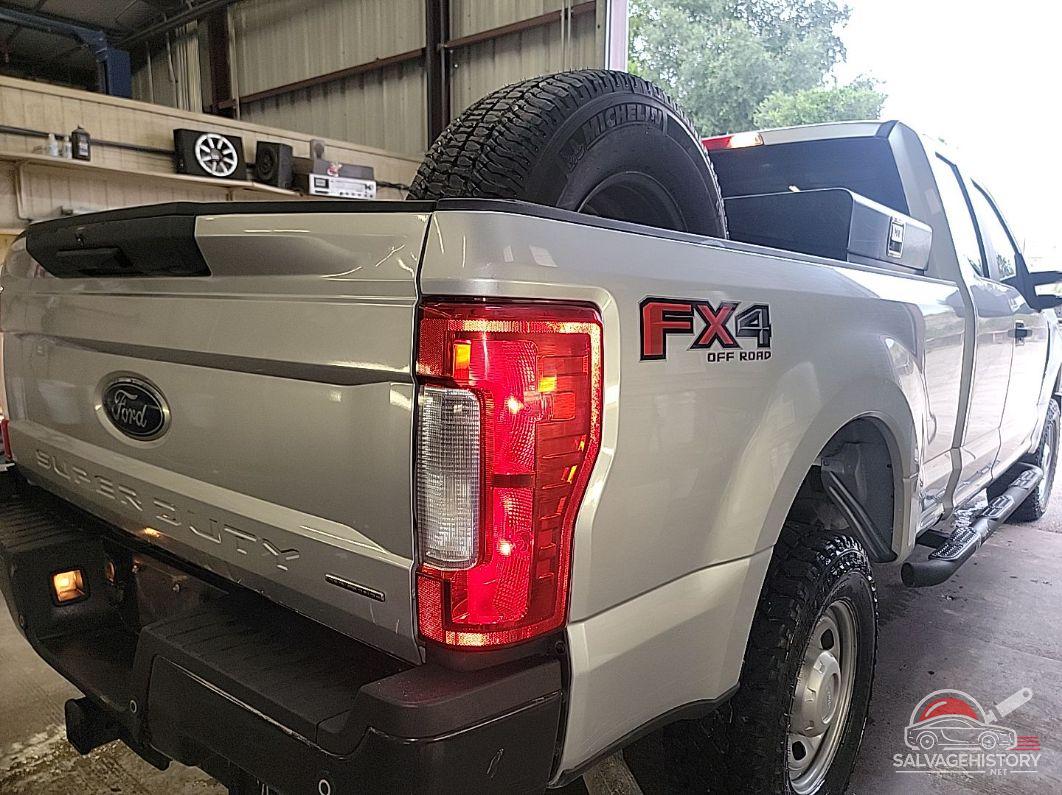 1FT7X2B68KEC60997 2019 FORD F-250 photo no. 9